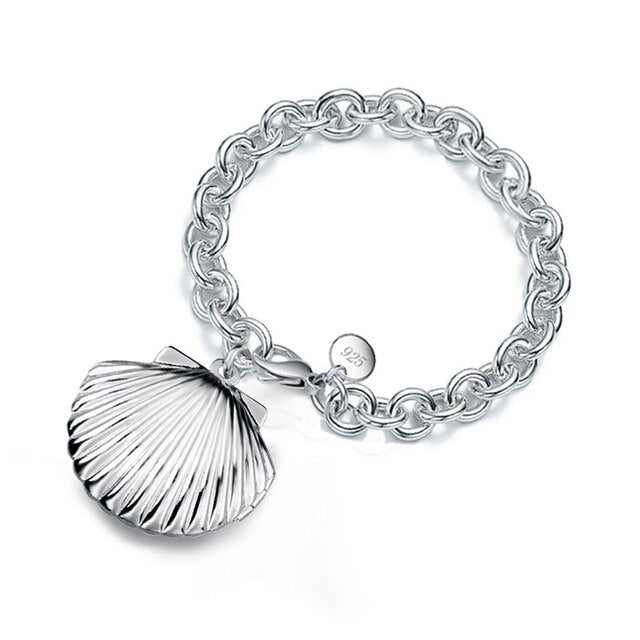 Shell Charm Bracelet